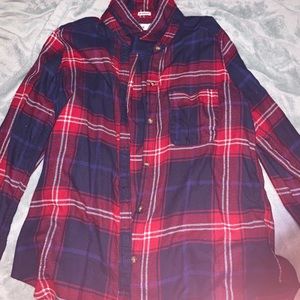Hollister flannel!! Please buy